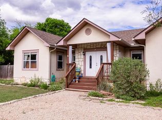 659B Town Creek Rd, Kerrville, TX 78028