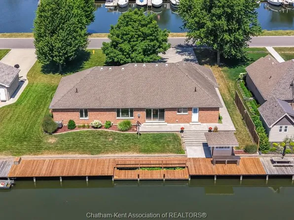 19045 Crest River Ave, Lakeshore, ON N0P 2L0