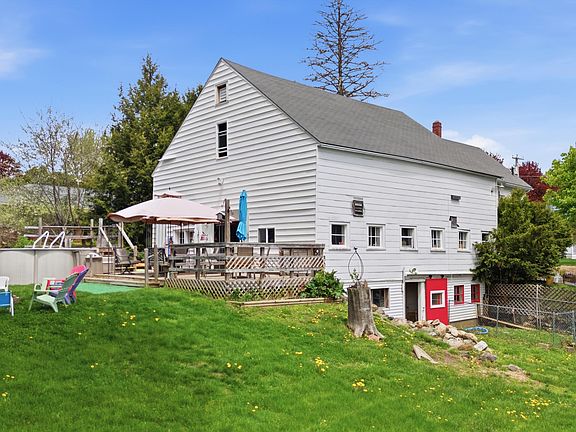 3rd image of 533 Webster Street