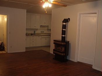 4th image of 816 2nd Ave NW APT 2