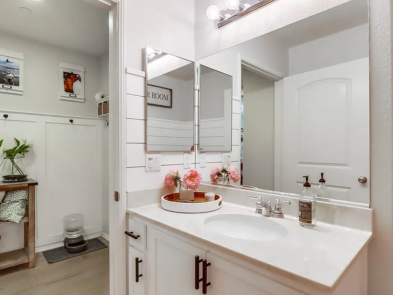 1423 Shearwater St #2 — Photo 26