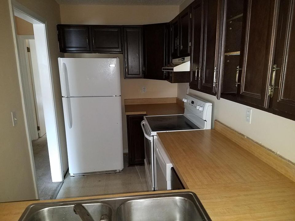2nd image of 4909 Old Spartanburg Rd APT 17