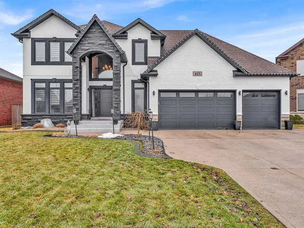 425 Pinehurst Dr, Lakeshore, ON N8L 0X4