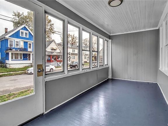 2nd image of 207 Chadduck Ave
