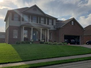 2744 Meadowcrest Dr, Newburgh, IN 47630