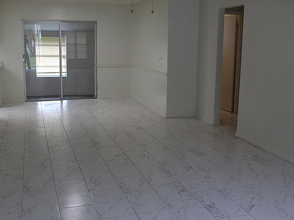 3rd image of 106 S Bulova Dr