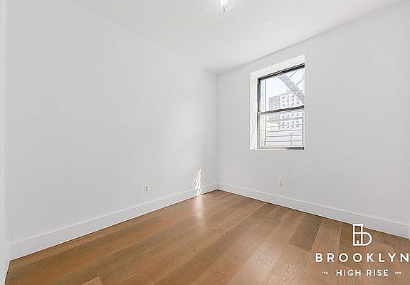 5th image of 843 Dekalb Ave #2D
