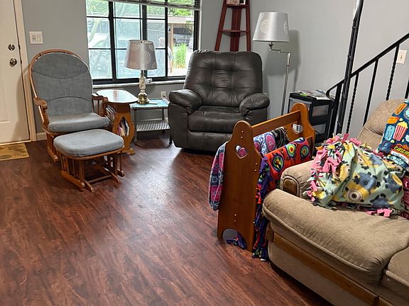 5th image of 4515 W Bancroft St APT 11