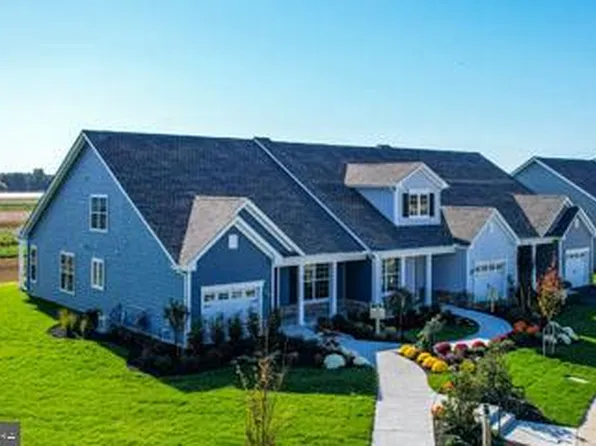 37 Prestwick Ln, Williamstown, NJ 08094