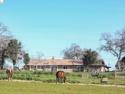 5360 Meadow Croft Ln, Pilot Hill, CA, 95664