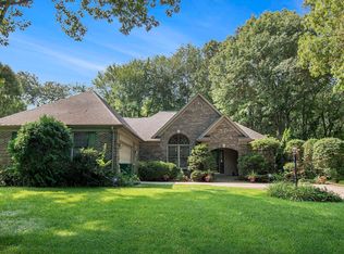 26688 Fields Farm Trl, Elkhart, IN 46514