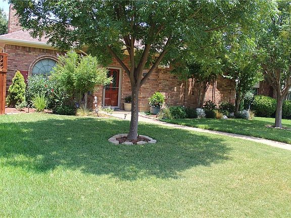 2nd image of 2843 Big Oaks Dr