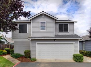6455 Laguna Mirage Ln, Elk Grove, CA 95758