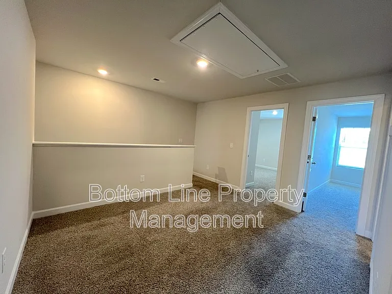 1816 Braemar Village Dr — Photo 10