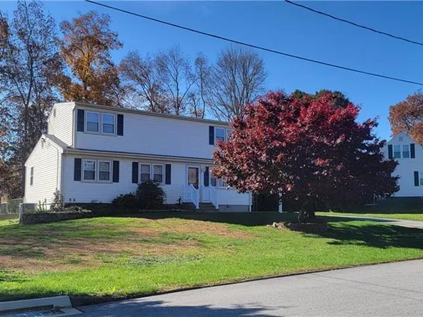 3 Fernwood Street, Norwich, CT 06360