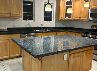18816 Ingomar St, Reseda, CA 91335