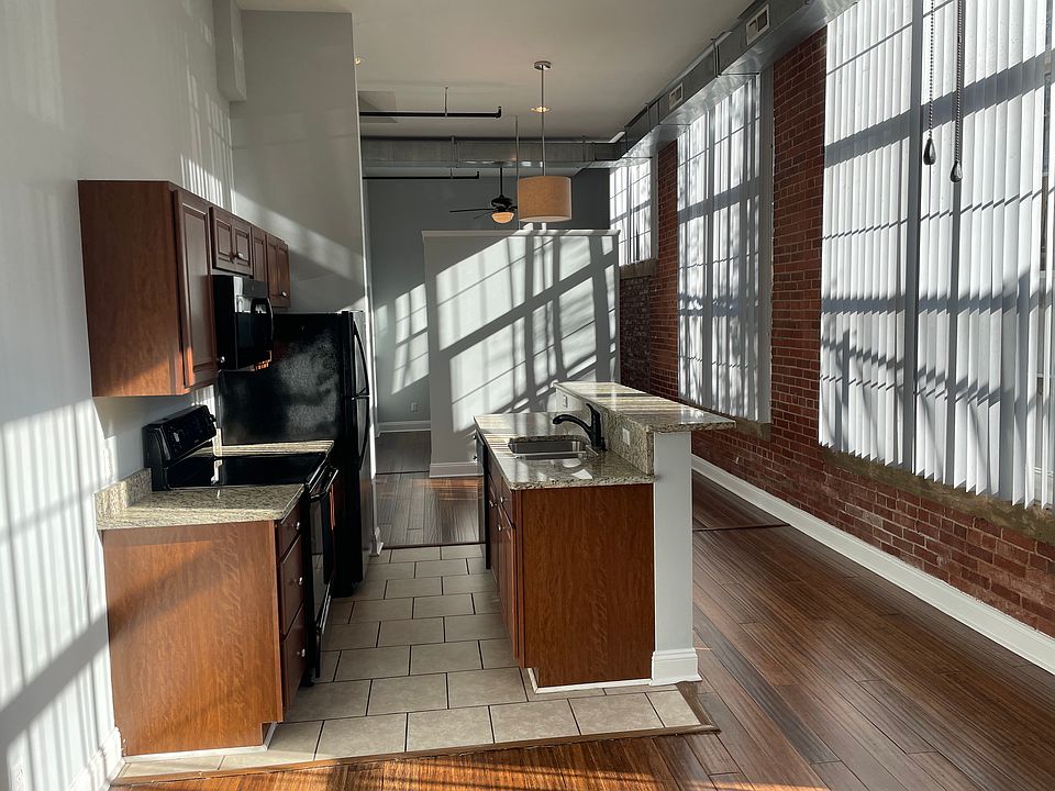 1st image of 2740 Fort Ave APT 101