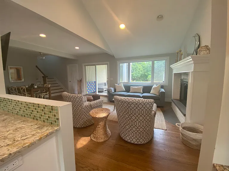 19 W End Ave — Photo 17