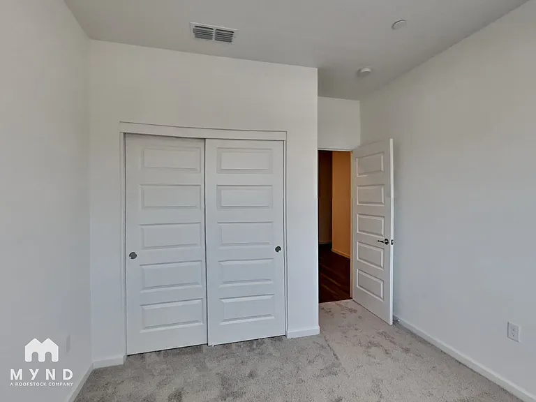 1688 Bullock Dr — Photo 16