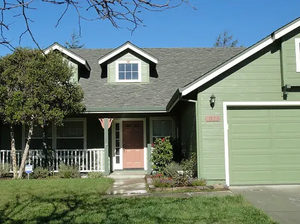 1023 Newington St, Salinas, CA 93906