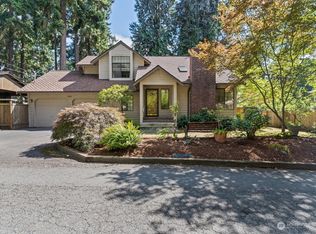 10621 SE 30th St, Bellevue, WA