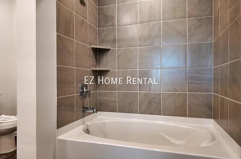 6115 Grove Of Pines St — Photo 13