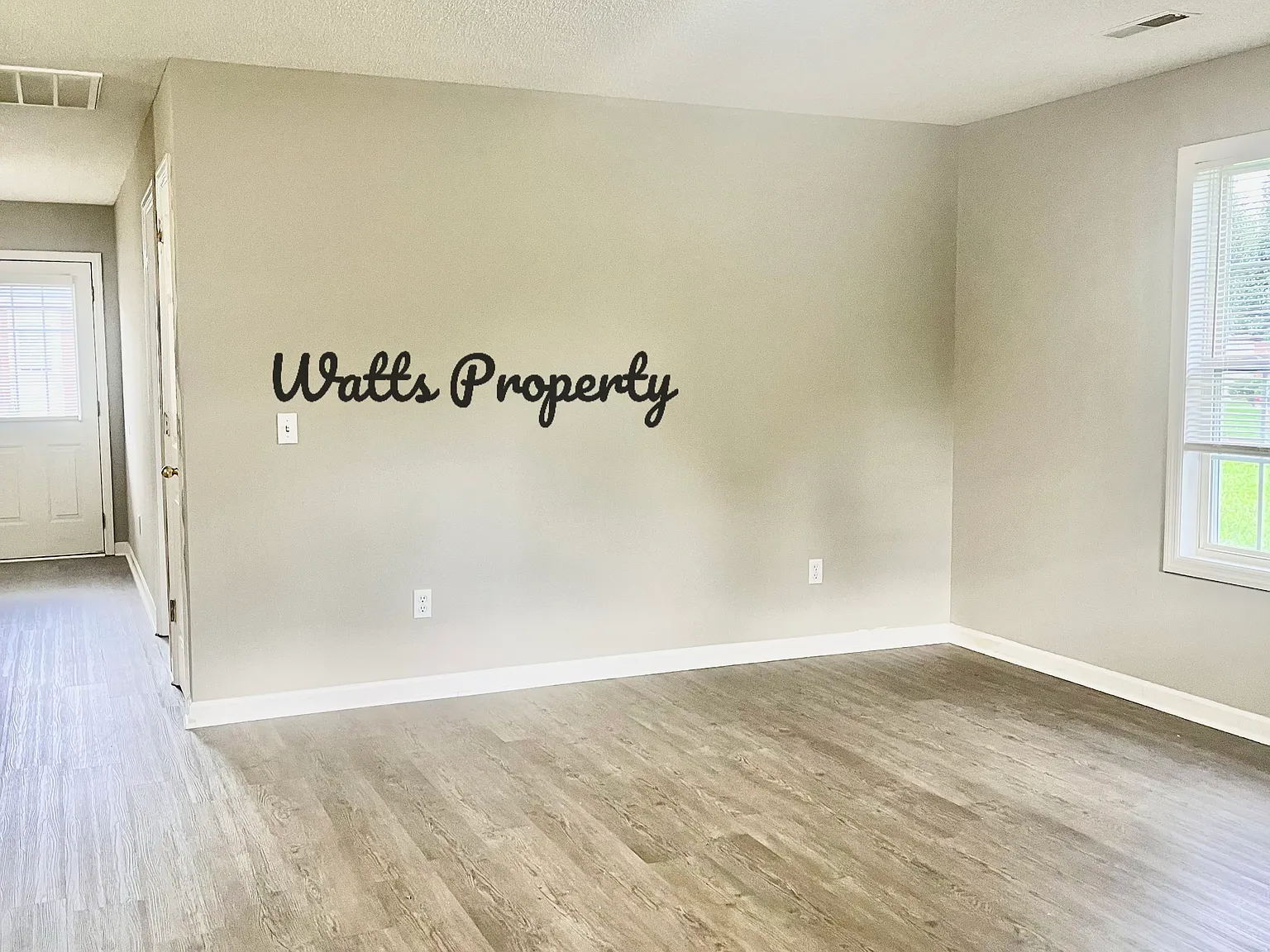 2 bed, 976 sqft, $1,200 — Photo 3