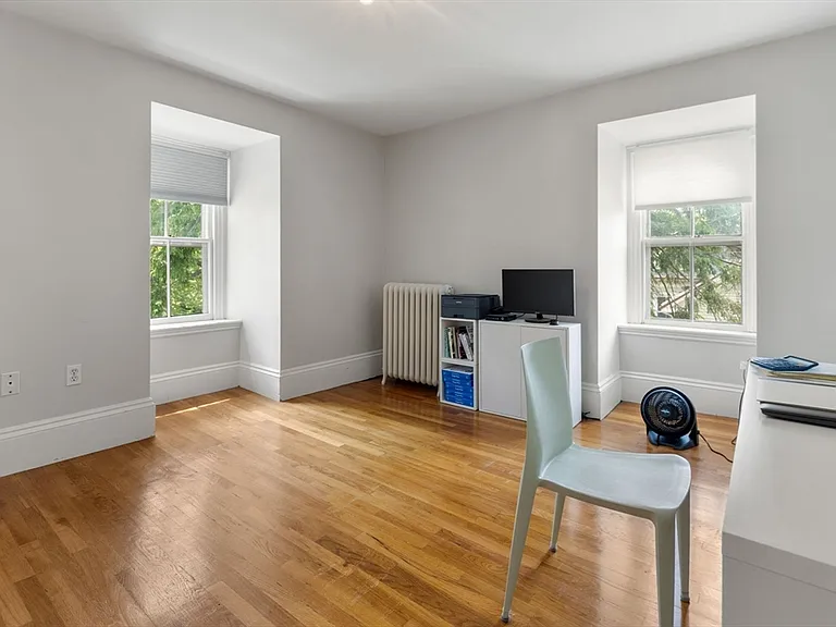 15 Myrtle St #2 — Photo 25