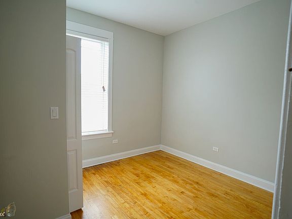 2nd image of 2715 W Schubert Ave