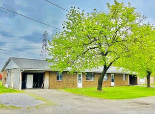 15253 Lincoln St, Dalton, OH 44618