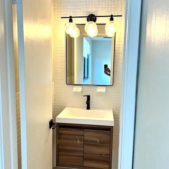 1541 Cordova Rd #205 — Photo 7