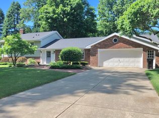 1533 Jasmine Rd, Saint Joseph, MI 49085