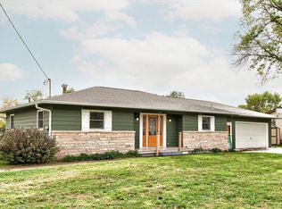 123 Hillside Dr, Minden, IA 51553