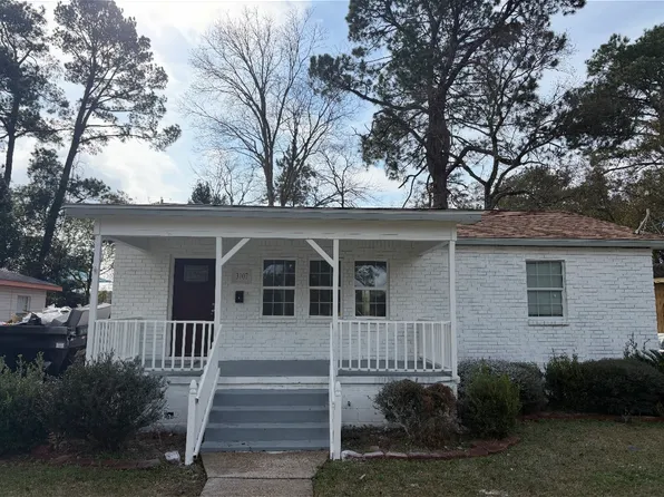 3107 Heather St, Mobile, AL 36607