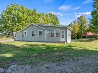 11 White Pines Dr, Pulaski, NY 13142