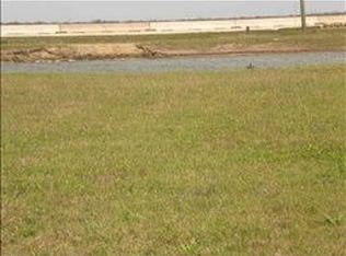 4127 Great Blue Heron Dr, Galveston, TX 77554