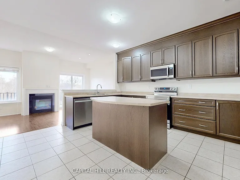 7 Pidgeon St — Photo 9