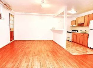 46-11 Newtown Rd #1R, Astoria, NY 11103