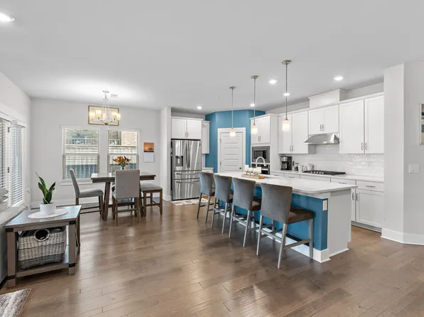 522 Fall Creek Cir, Goodlettsville, TN 37072