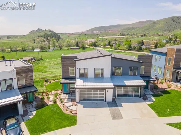 18404 Homestead Cir, Golden, CO 80401