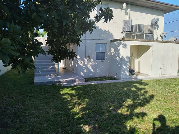 5th image of 3010 W Flagler St #1