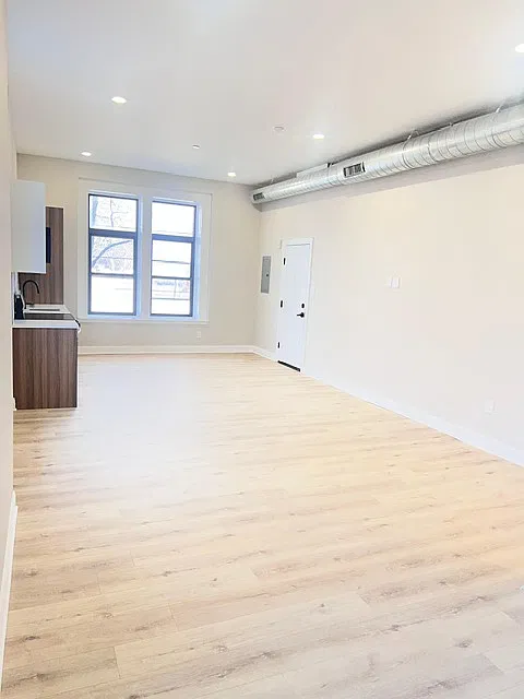 1 bed, 600 sqft, $1,300 — Photo 3