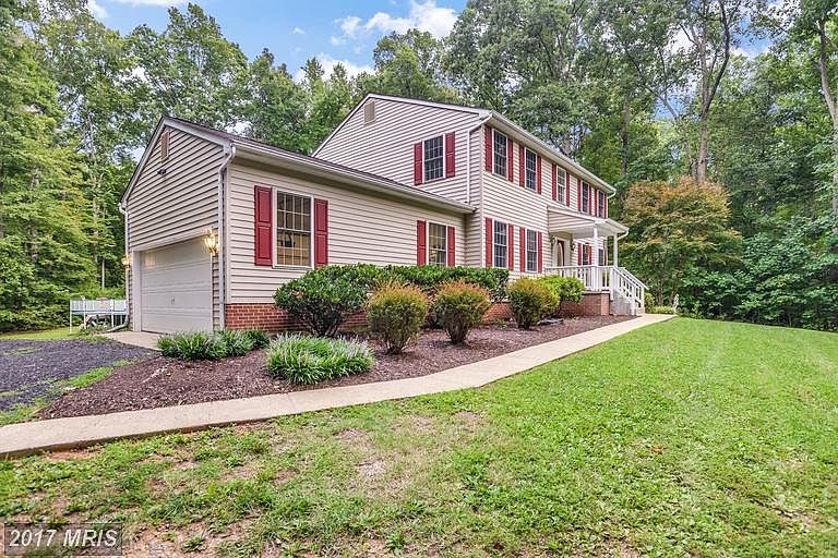 1st image of 8811 Millwood Dr