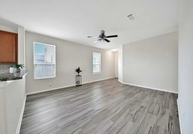 2619 Skyview Silver Dr — Photo 6