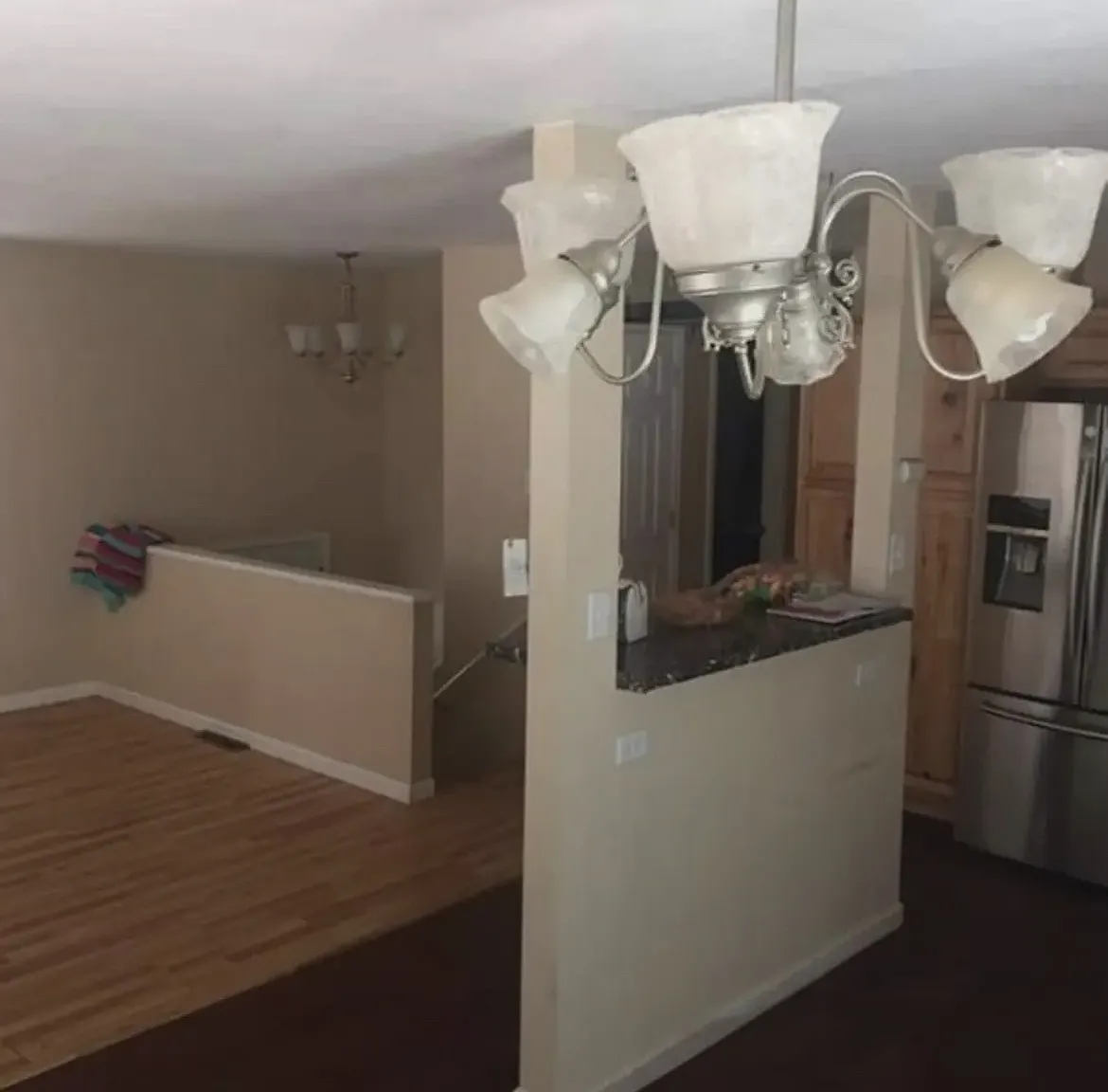 6 bed, 2112 sqft, $2,200 — Photo 4