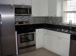 5709 Meer St, Virginia Beach, VA 23451