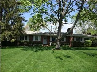 2310 Middlesex Rd, Upper Arlington, OH 43220