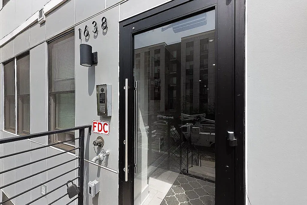1 bed, 536 sqft, $1,950 — Photo 3