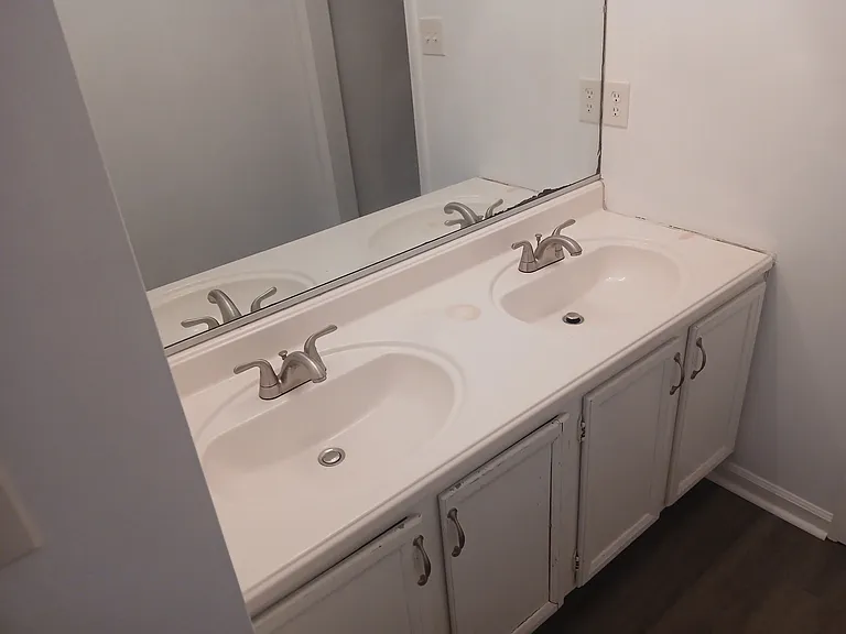 204 Midtown Ln #2 — Photo 7