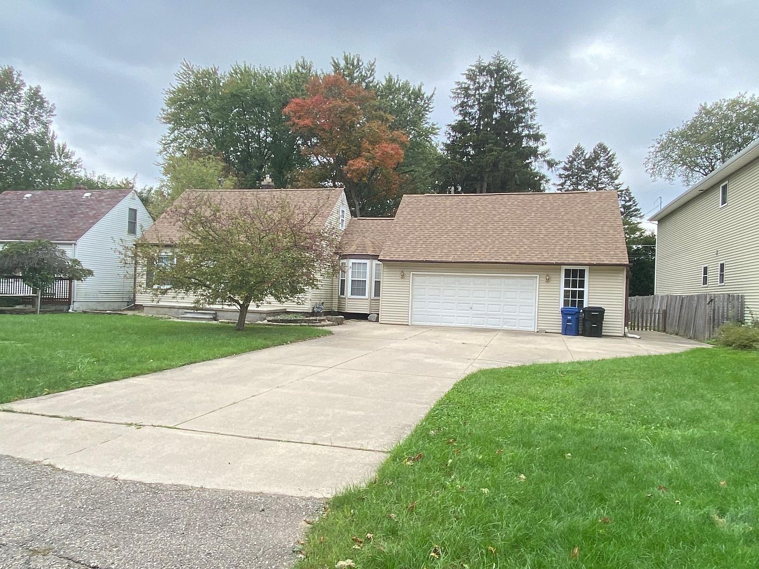 19801 Negaunee, Redford, MI 48240 Zillow